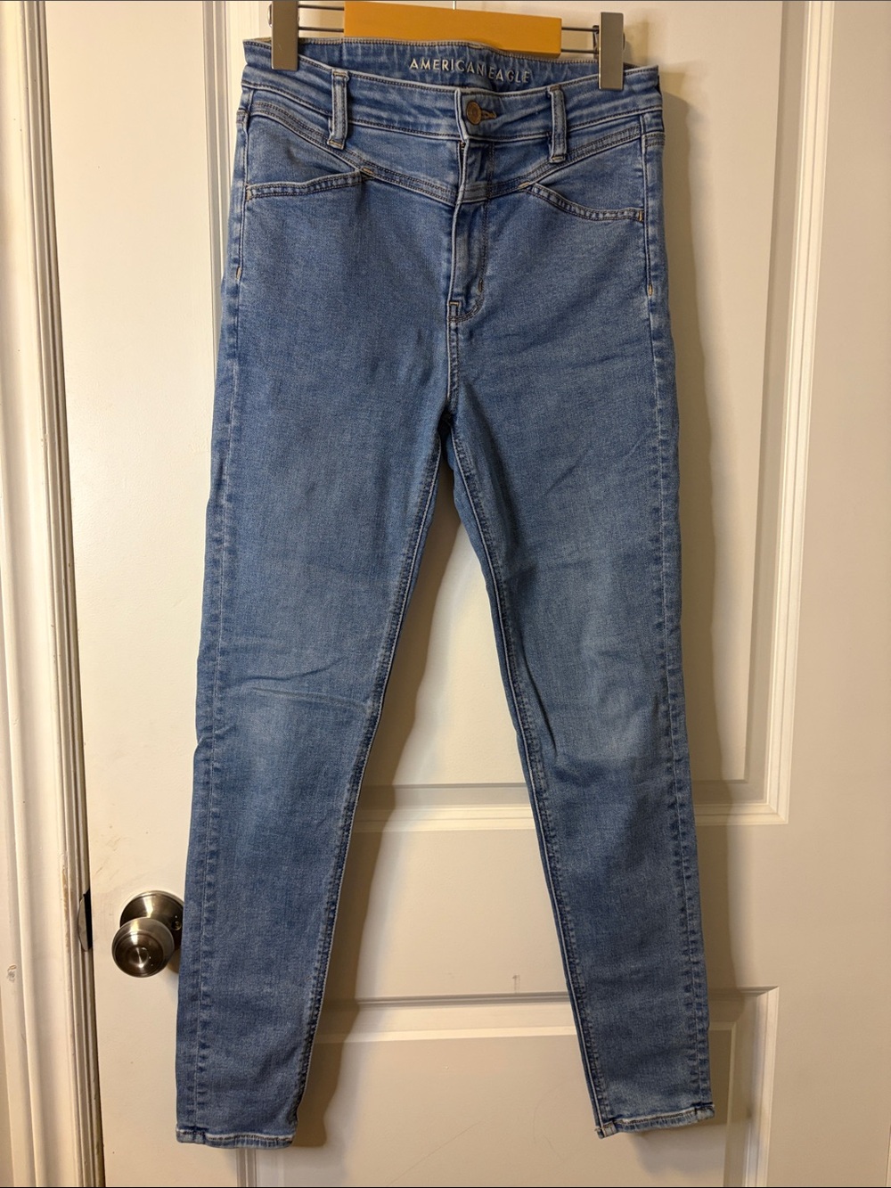 American Eagle Outfitters Light Blue Skinny Jeans